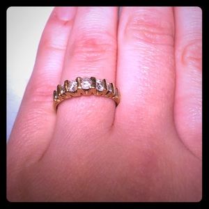 14k gold and diamond ring